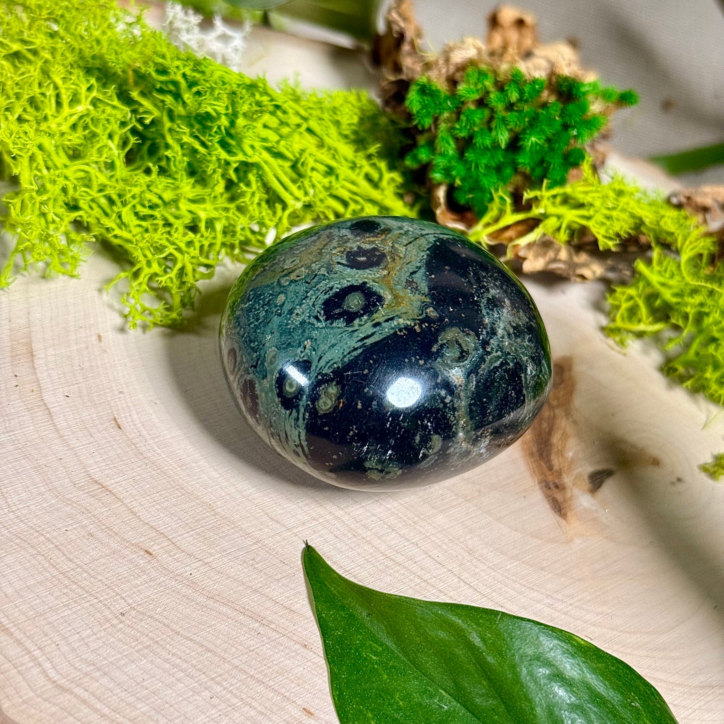 Kambamba Jasper Palm Stones and Spheres