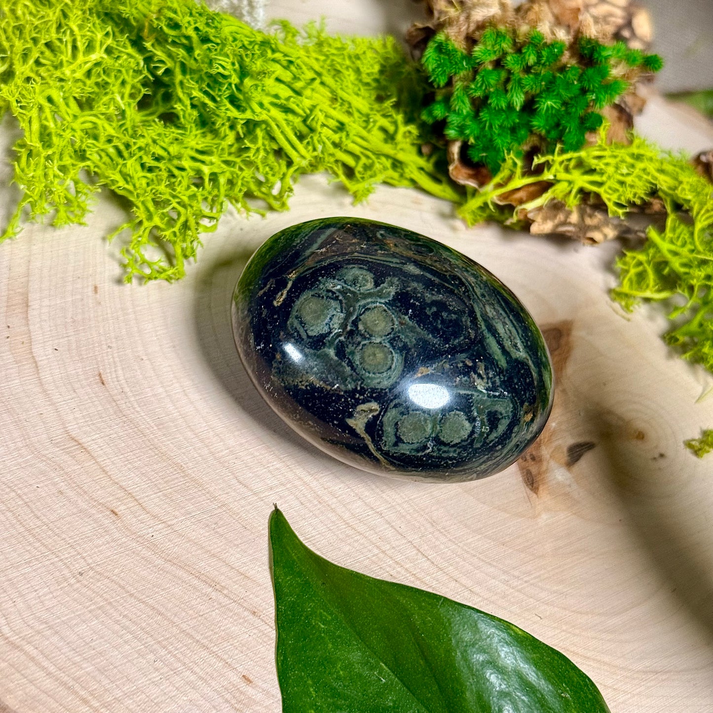 Kambamba Jasper Palm Stones and Spheres